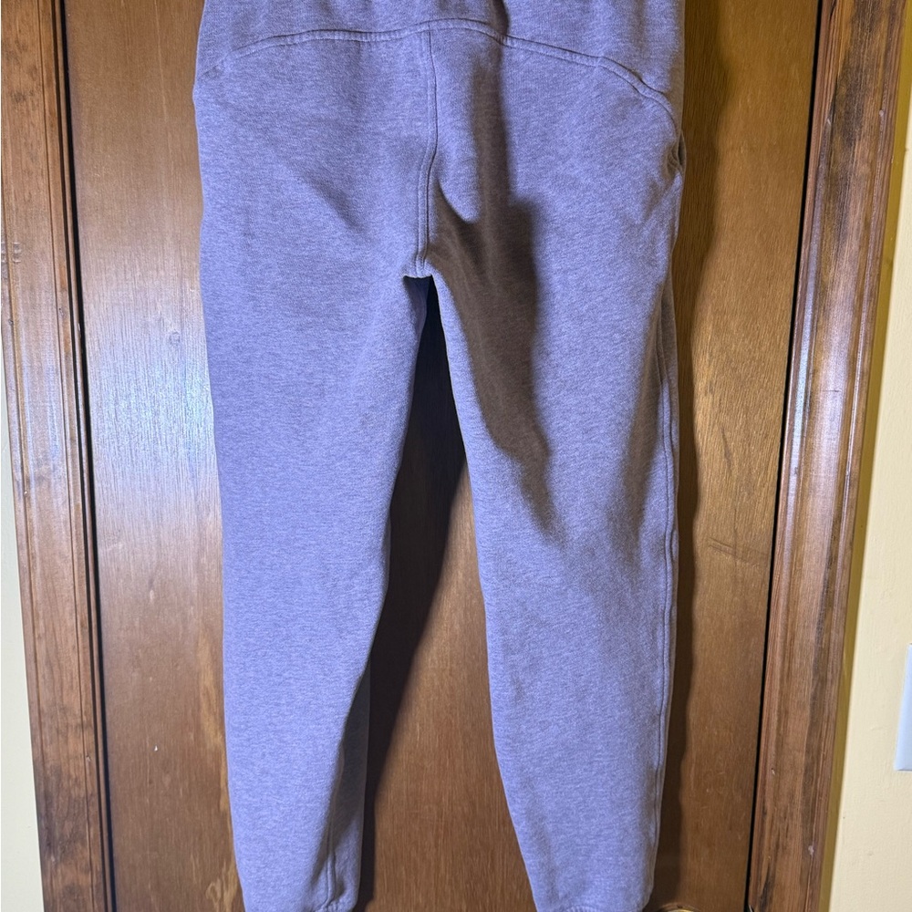 Women's Lululemon Size 6 Scuba High-Rise Jogger - Picture 5 of 7